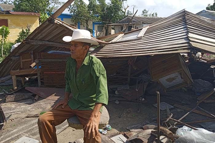 Cover Image for Tormenta local severa provoca afectaciones en comunidad pinareña